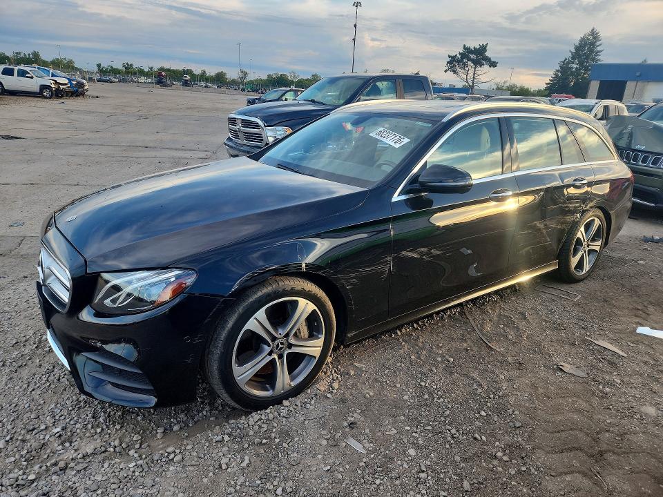 2018 Mercedes-benz E-klasse VIN WDDZH6GBXJA303623 — COPART salvage auction photo