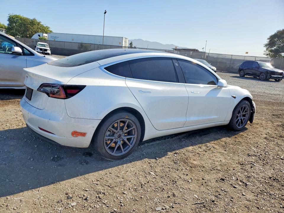 2020 Tesla Model 3 VIN 5YJ3E1EA2LF590553 COPART salvage auction — FRONT END, CA - SALVAGE CERTIFICATE, sold $5,200 on 2026-10-02 (photo 3)