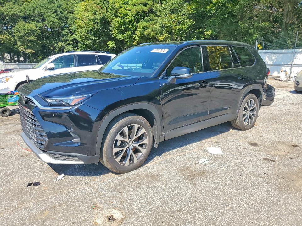 2026 Toyota Grand Highlander VIN 5TDADAB52TS048012 — COPART salvage auction photo