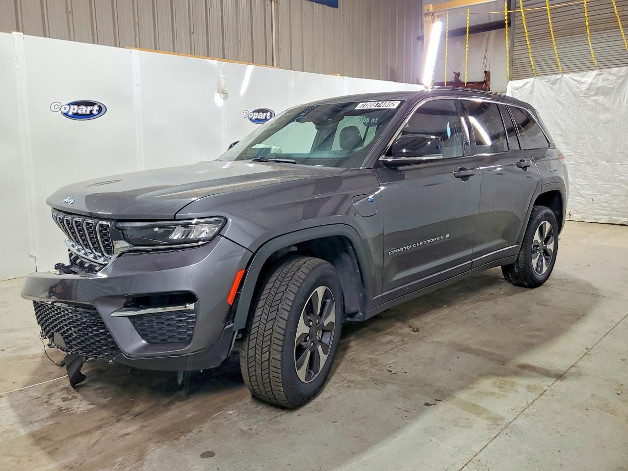 2024 Jeep Grand Cherokee VIN 1C4RJYB69R8518675 — COPART salvage auction photo