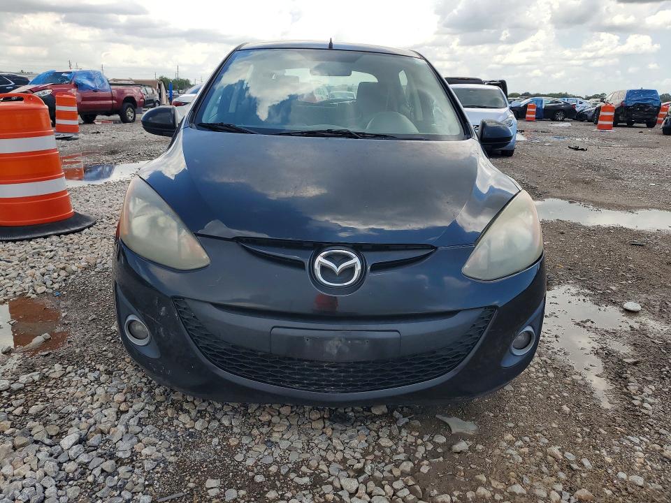 2014 Mazda 2 VIN JM1DE1LY7E0175797 COPART salvage auction — MECHANICAL, Tx - Certificate Of Title, sold $725 on 2026-09-28 (photo 5)