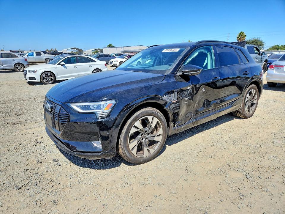 2021 Audi E-tron VIN WA1AAAGE8MB022373 — COPART salvage auction photo