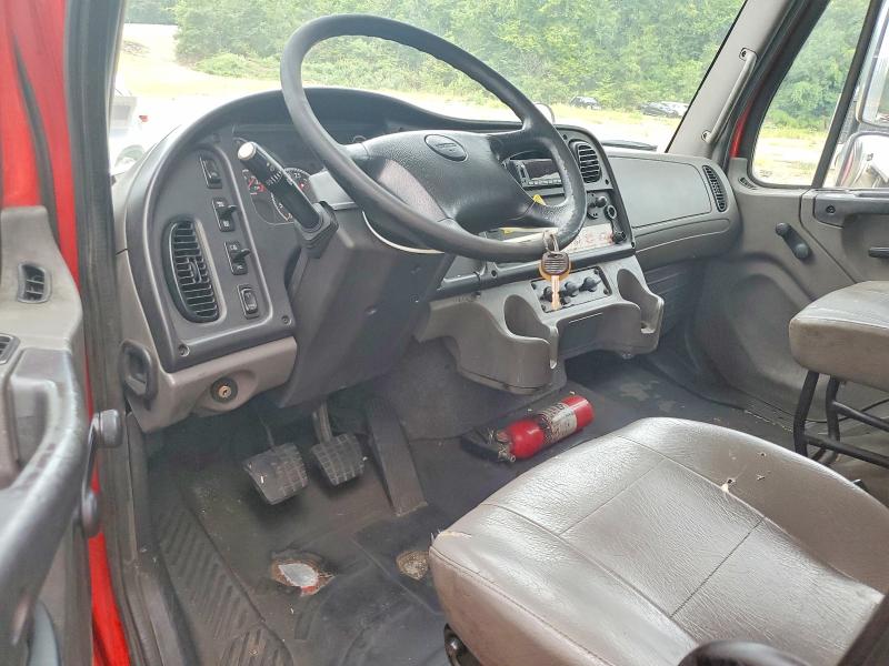 2016 Freightliner M2 VIN 1FVACXDT7GHGU7829 COPART salvage auction — MECHANICAL, OH - CERTIFICATE OF TITLE, sold $10,500 on 2026-09-11 (photo 8)