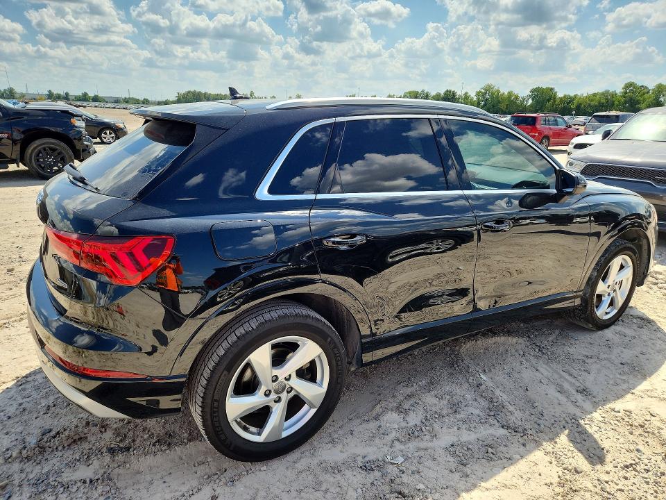 2020 Audi Q3 VIN WA1AECF35L1047266 COPART salvage auction — FRONT END, Tx - Certificate Of Title, sold $8,400 on 2026-10-09 (photo 3)