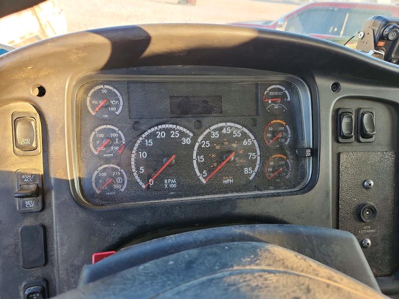 2019 Freightliner M2 VIN 1FVHCYFE3KHJZ3569 COPART salvage auction — NORMAL WEAR, FL - CERTIFICATE OF DESTRUCTION (P), sold $2,600 on 2026-10-06 (photo 9)