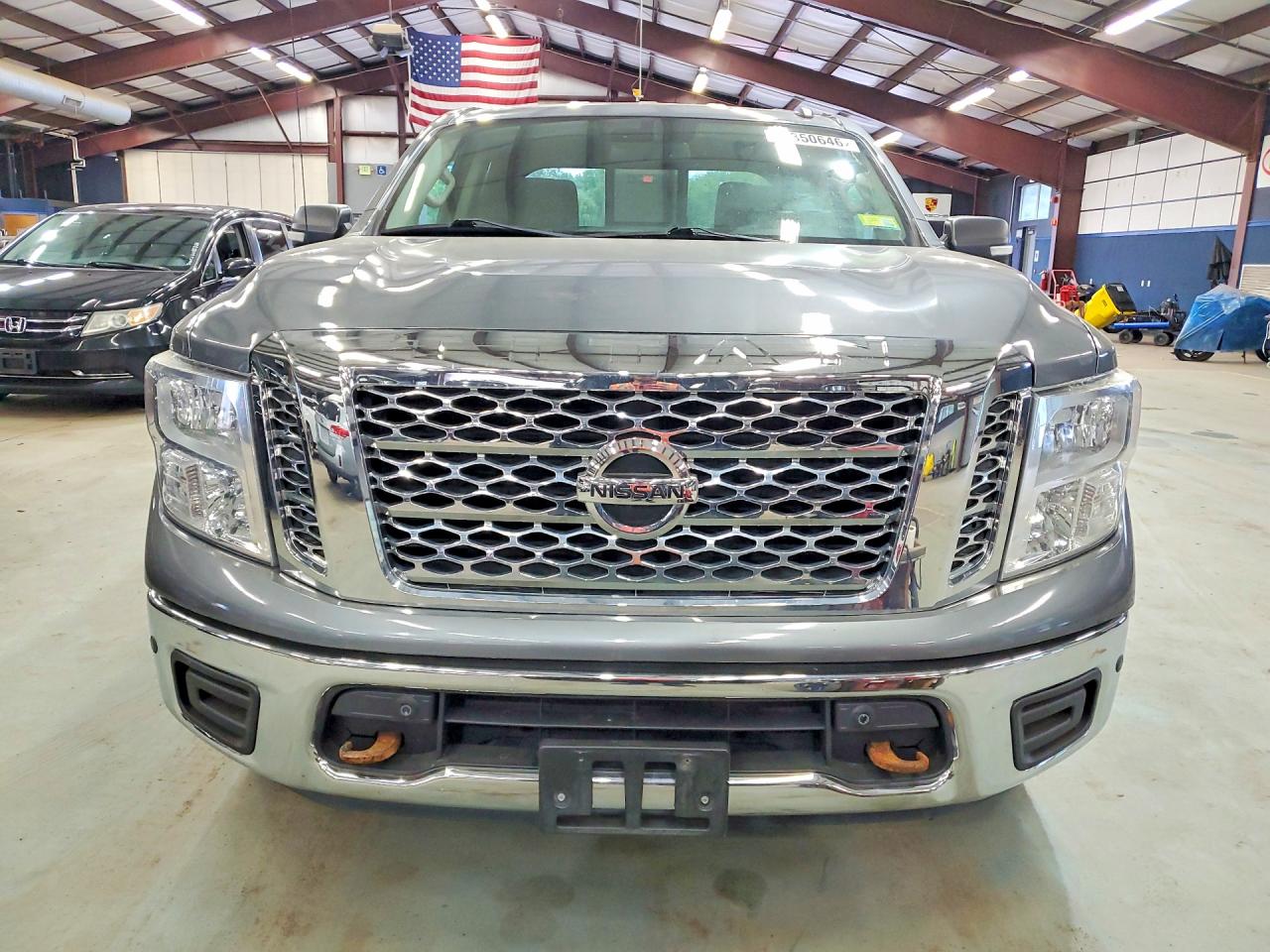 2019 Nissan TITAN VIN 1N6AA1E54KN500094 COPART salvage auction — Minor Dent/Scratches, Ct - Clean Title, sold $12,000 on 2026-09-15 (photo 5)