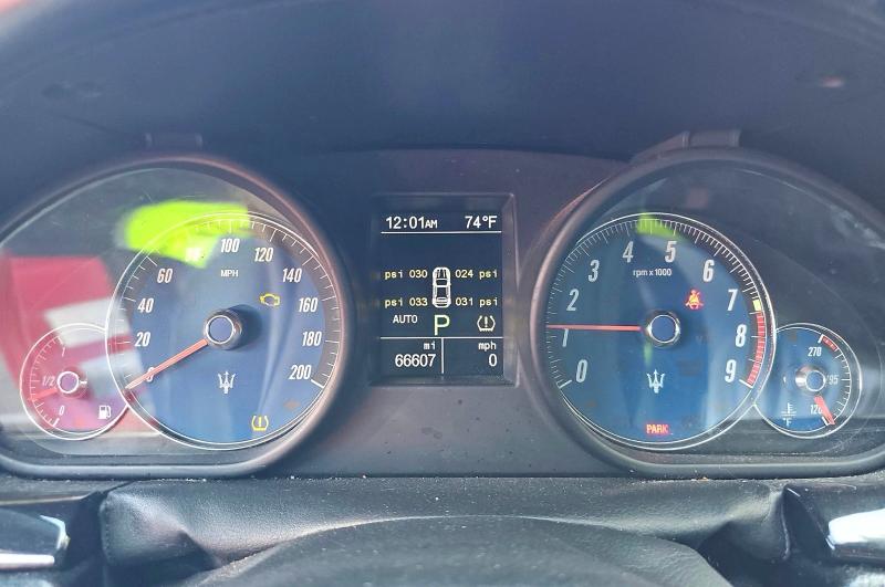 2011 Maserati Granturismo VIN ZAM45KMA3B0057339 COPART salvage auction — NORMAL WEAR, FL - CERTIFICATE OF TITLE (P), sold $12,900 on 2026-09-06 (photo 8)