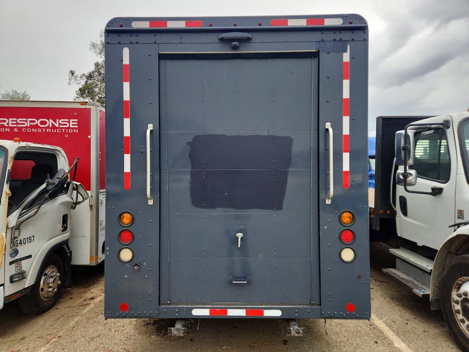 2020 Freightliner Mt45g VIN 4UZAC2EA3LCMK0049 COPART salvage auction — REAR END, CA - DIS/DLR/EXP ONLY CLEAN TITLE, sold $11,800 on 2026-09-15 (photo 6)