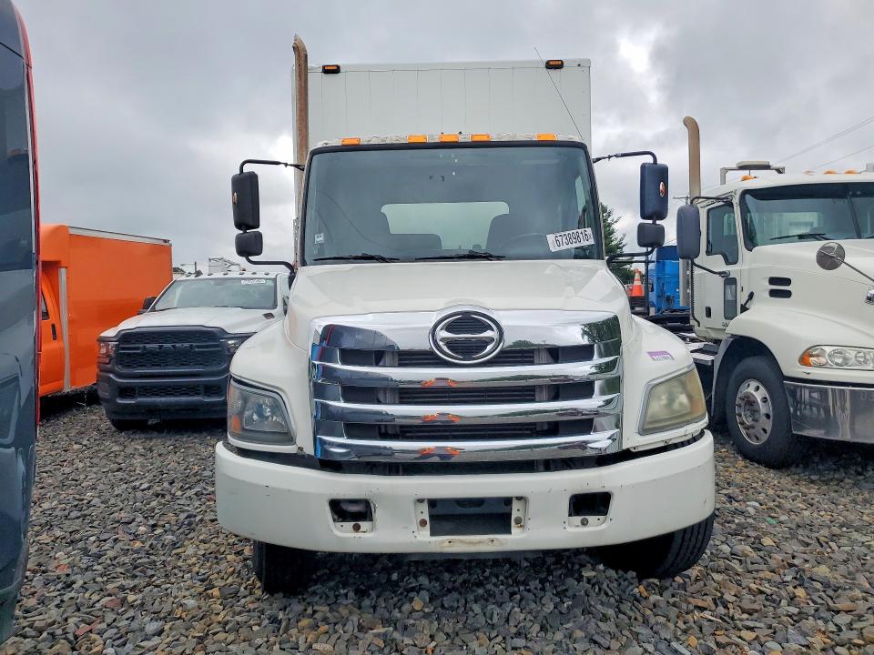2012 Hino Hino 338 VIN 5PVNV8JV2C4S52068 COPART salvage auction — FRONT END, TX - CERTIFICATE OF TITLE, sold $7,900 on 2026-09-25 (photo 5)