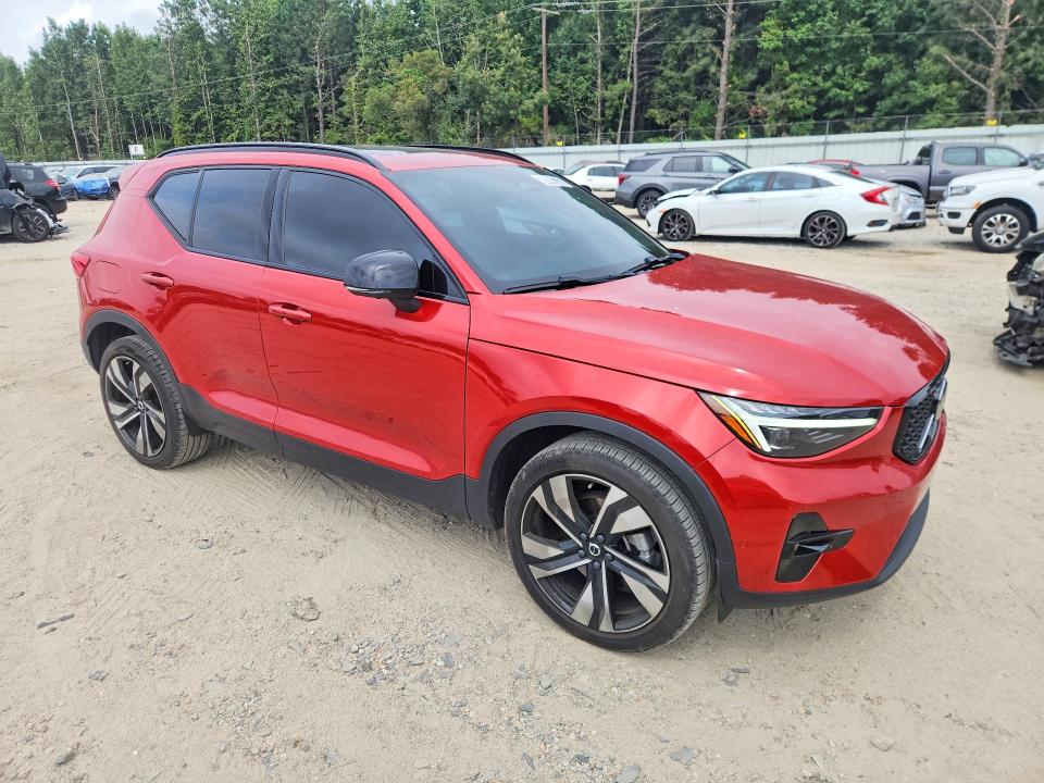 2025 Volvo Xc40 VIN YV4L12UC6S2463159 COPART salvage auction — NORMAL WEAR, VA - CERTIFICATE OF TITLE (P), sold $23,500 on 2026-09-24 (photo 4)