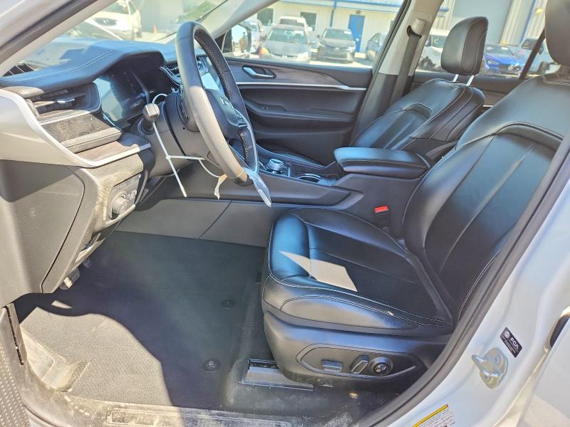 2024 Jeep Cherokee VIN 1C4RJYB6XRC710667 COPART salvage auction — SIDE, Al - Dealer Only Clean Title, sold $23,000 on 2026-09-21 (photo 7)