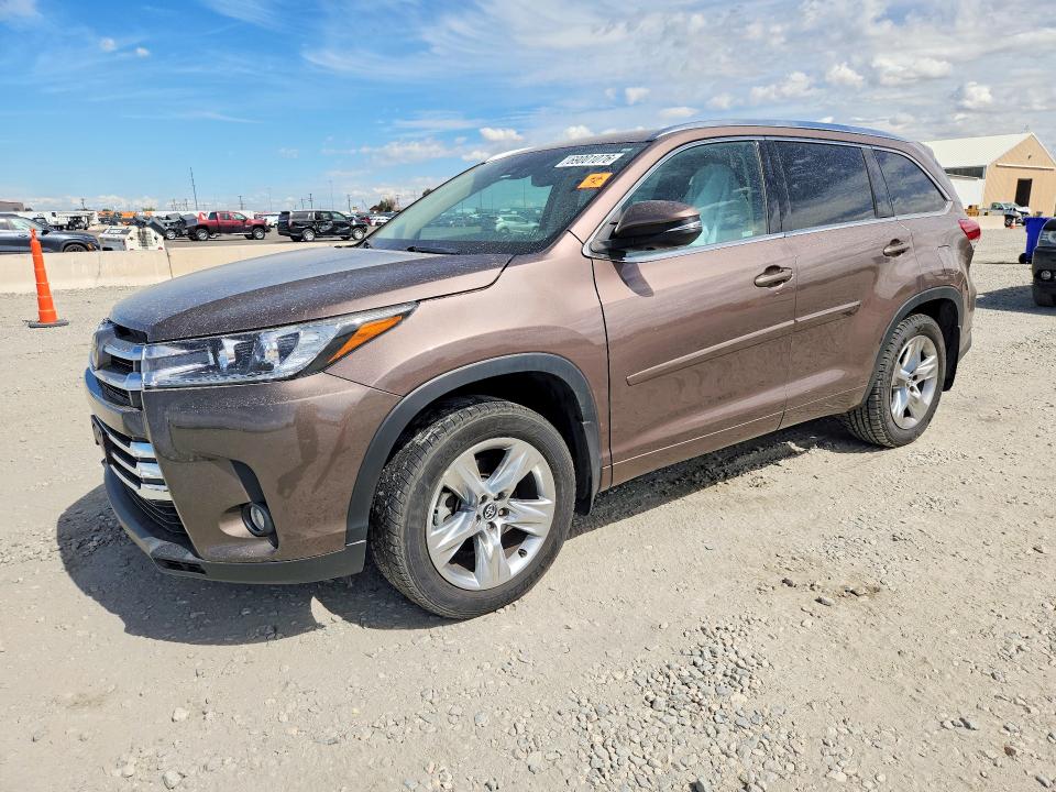 2017 Toyota Highlander VIN 5TDDZRFH7HS403409 — COPART salvage auction photo