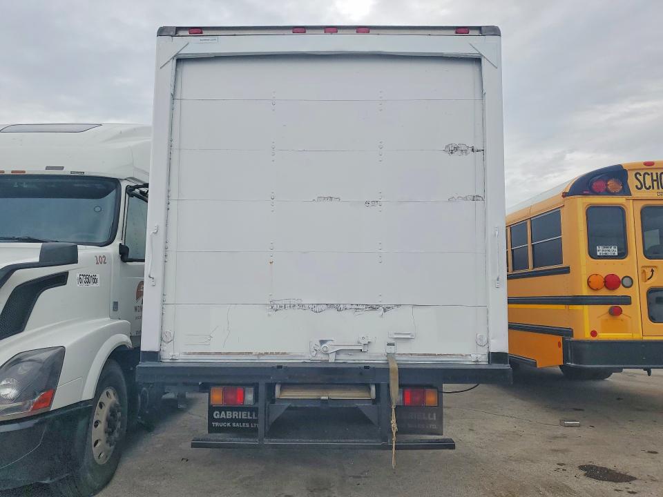 2008 Isuzu Nrr VIN JALE5W16487301210 COPART salvage auction — MINOR DENT/SCRATCHES, IN - CERTIFICATE OF TITLE, sold $1,650 on 2026-10-05 (photo 6)