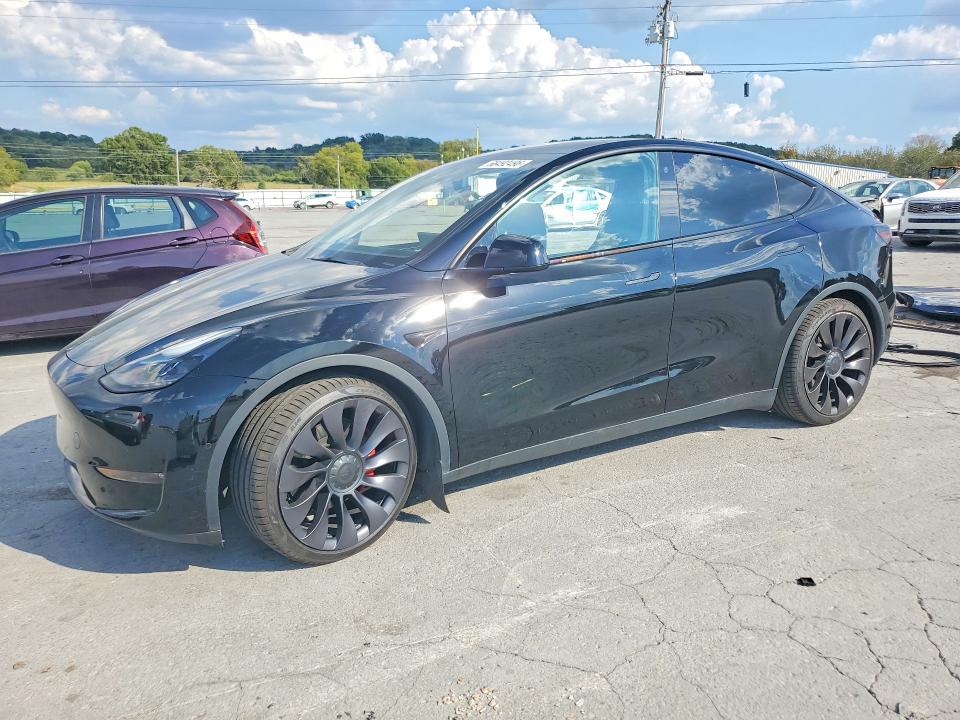 2021 Tesla Model y VIN 5YJYGDEF3MF304773 — COPART salvage auction photo