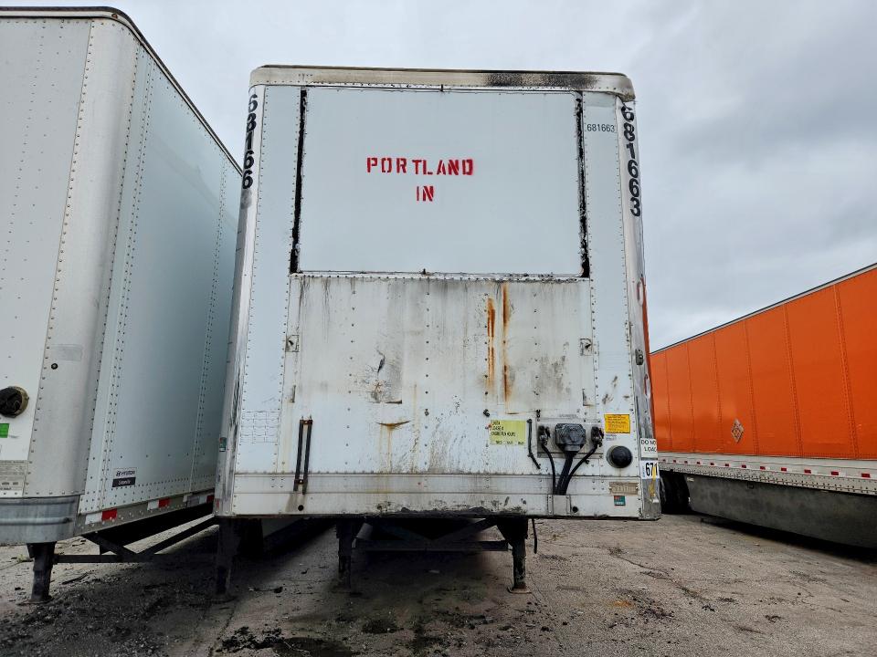 2014 Utility trailer mfg VIN 1UYVS2530EM962136 COPART salvage auction — NORMAL WEAR, OK - CERTIFICATE OF TITLE (P), sold $2,000 on 2026-10-06 (photo 5)
