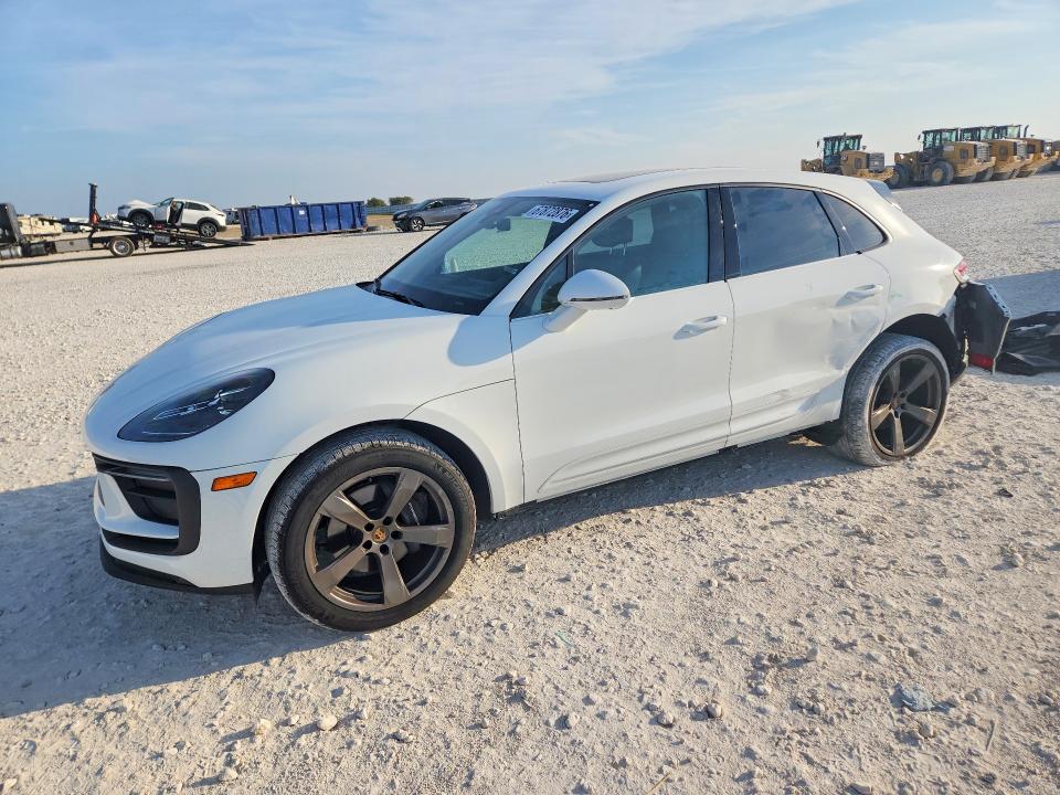2025 Porsche Macan VIN WP1AA2A54SLB10878 COPART salvage auction — REAR END, Tx - Salvage Vehicle Title, sold $27,750 on 2026-10-01 (photo 1)