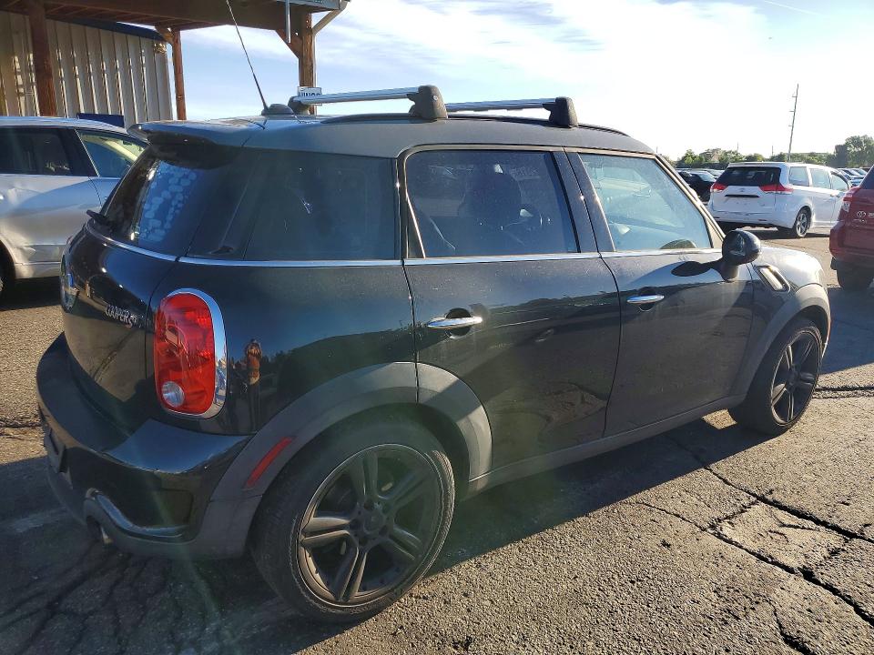 2013 Mini Cooper VIN WMWZC3C53DWP23512 COPART salvage auction — MINOR DENT/SCRATCHES, Ca - Dis/Dlr/Exp Only Clean Title, sold $775 on 2026-09-08 (photo 3)