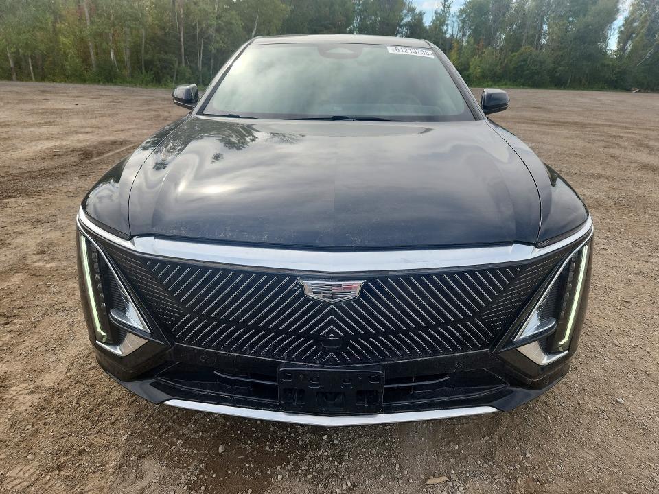2024 Cadillac Lyriq VIN 1GYKPMRL2RZ137226 COPART salvage auction — REAR END, On - Permit No Brand - Unfit, sold $21,450 on 2026-09-22 (photo 5)