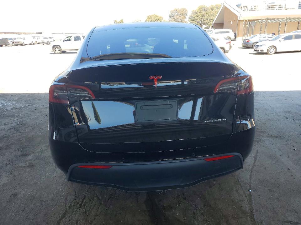 2022 Tesla Model y VIN 7SAYGDEE7NF426113 COPART salvage auction — FRONT END, CA, sold $12,200 on 2026-10-08 (photo 6)