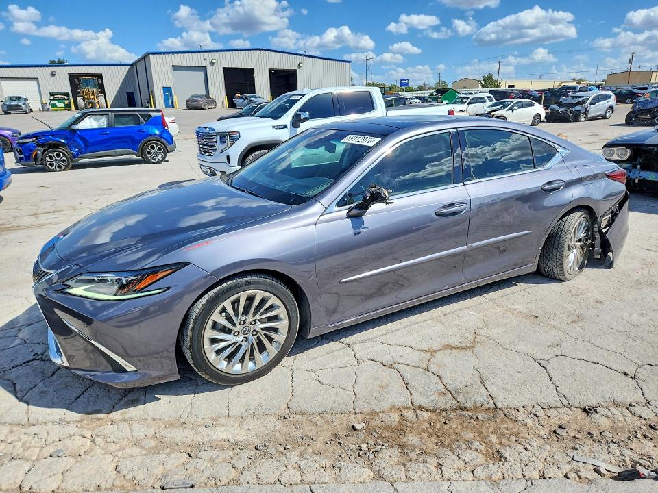 2019 Lexus ES VIN 58ABZ1B13KU030118 — COPART salvage auction photo