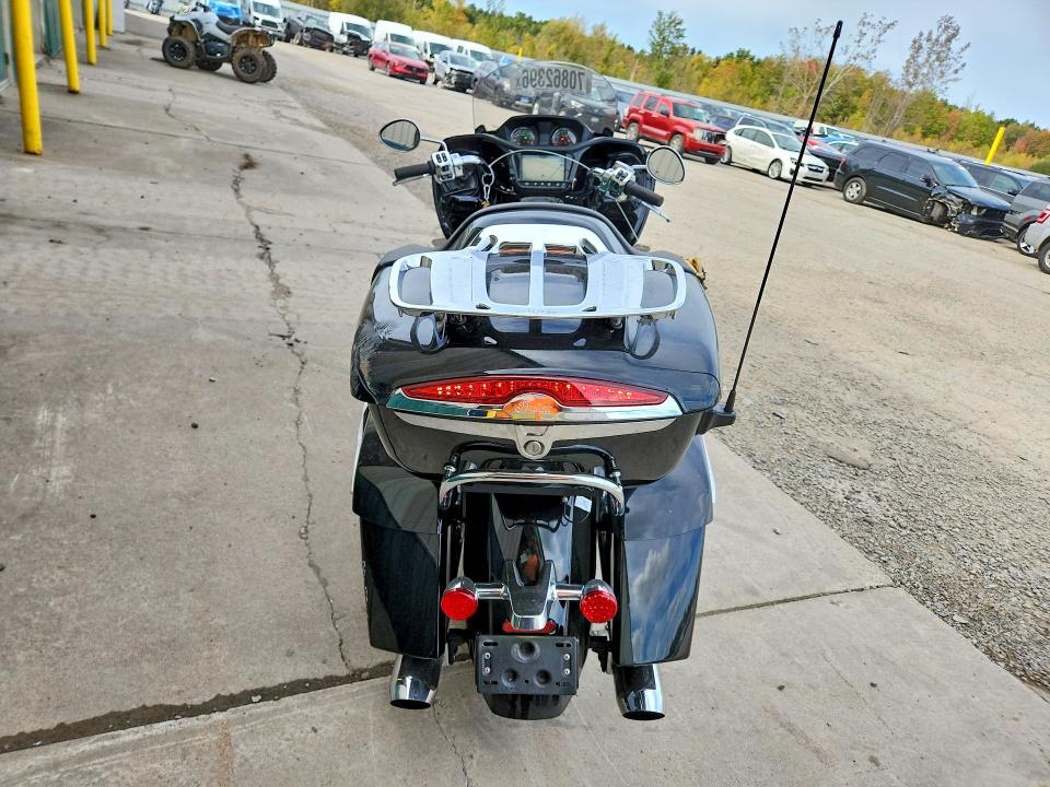 2023 Indian motorcycle co. Pursuit VIN 56KLDGRRXP3416975 COPART salvage auction — SIDE, NY - MV-907A SALVAGE CERTIFICATE, sold $9,200 on 2026-10-08 (photo 4)