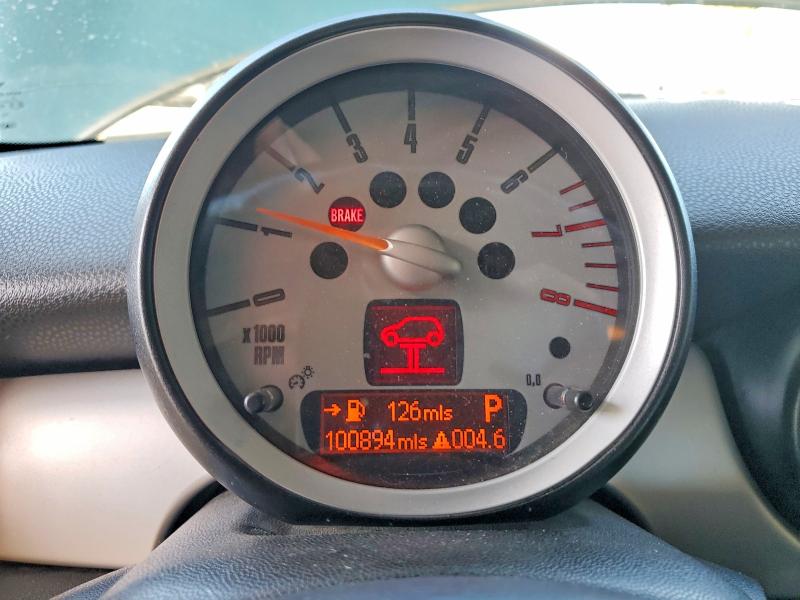 2010 Mini Cooper VIN WMWMF3C53ATZ60984 COPART salvage auction — FRONT END, Ca - Dis/Dlr/Exp Only Clean Title, sold $350 on 2026-10-01 (photo 9)