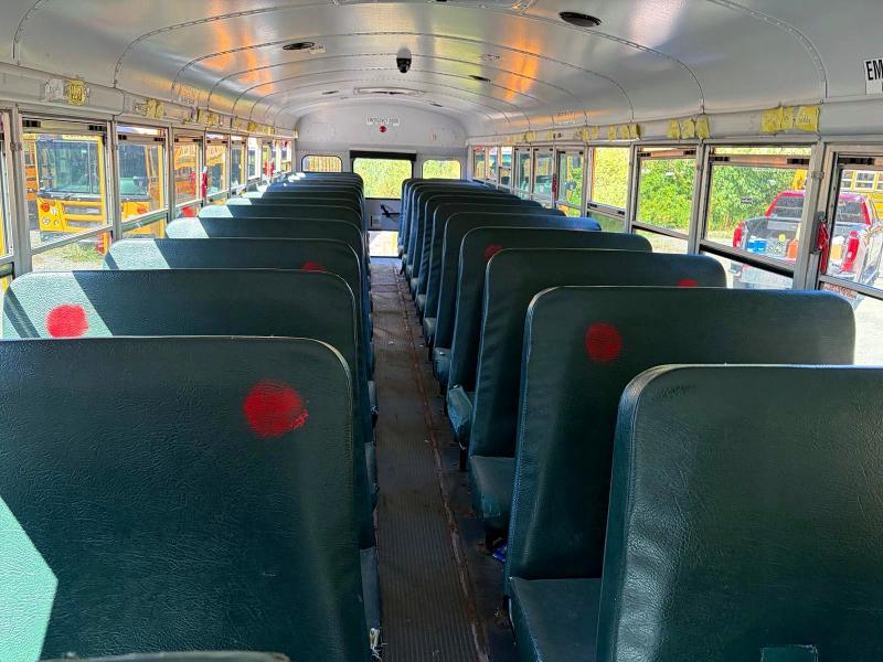 2015 Thomas Built VIN 1T88P9E17F1278349 COPART salvage auction — NORMAL WEAR, MA - CERTIFICATE OF TITLE (P), sold $5,000 on 2026-09-18 (photo 6)