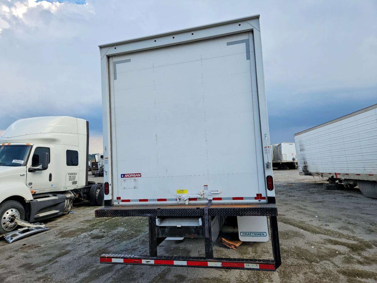 2009 International 4000-Series VIN 1HTMSAAR59H112356 COPART salvage auction — Minor Dent/Scratches, IL - CERTIFICATE OF TITLE (P), sold $800 on 2026-10-01 (photo 6)