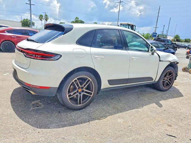 2021 Porsche Macan VIN WP1AA2A53MLB15055 COPART salvage auction — FRONT END, FL, sold $11,000 on 2026-10-09 (photo 3)