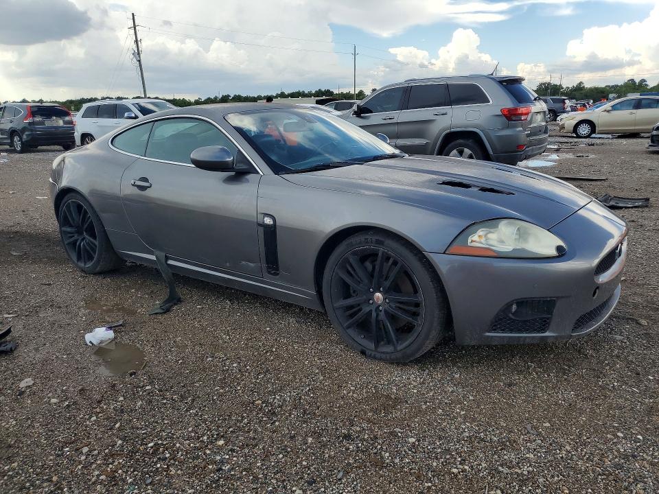 2009 Jaguar XKR VIN SAJWA45CX99B29314 COPART salvage auction — REAR END, TX - CERTIFICATE OF TITLE, sold $750 on 2026-09-22 (photo 4)