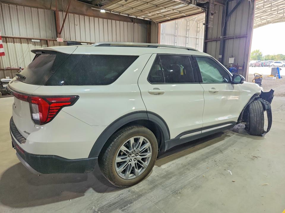 2025 Ford Explorer VIN 1FMUK8HH1SGA41604 COPART salvage auction — FRONT END, MO - SALVAGE CERTIFICATE OF TITLE, sold $15,700 on 2026-10-05 (photo 3)