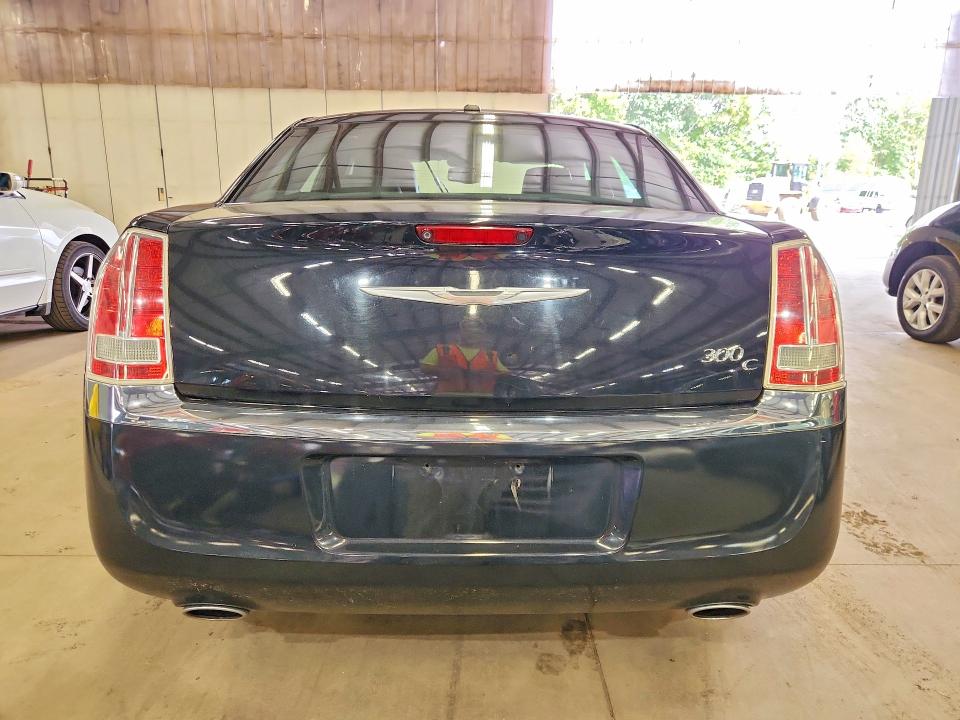 2013 Chrysler 300 VIN 2C3CCAET0DH666309 COPART salvage auction — MINOR DENT/SCRATCHES, MA - CERTIFICATE OF TITLE, sold $475 on 2026-10-08 (photo 6)