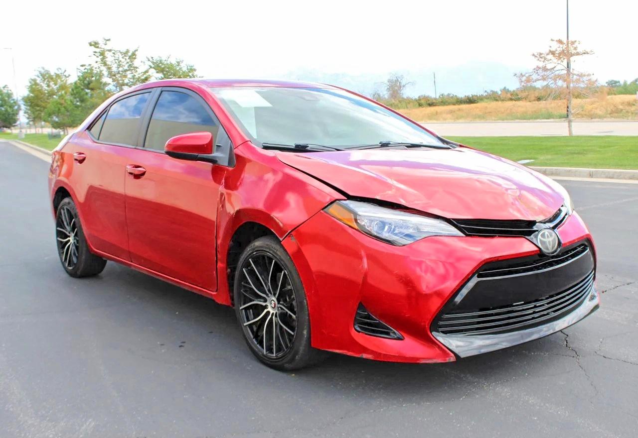 2018 Toyota Corolla VIN 5YFBURHE7JP815952 — COPART salvage auction photo