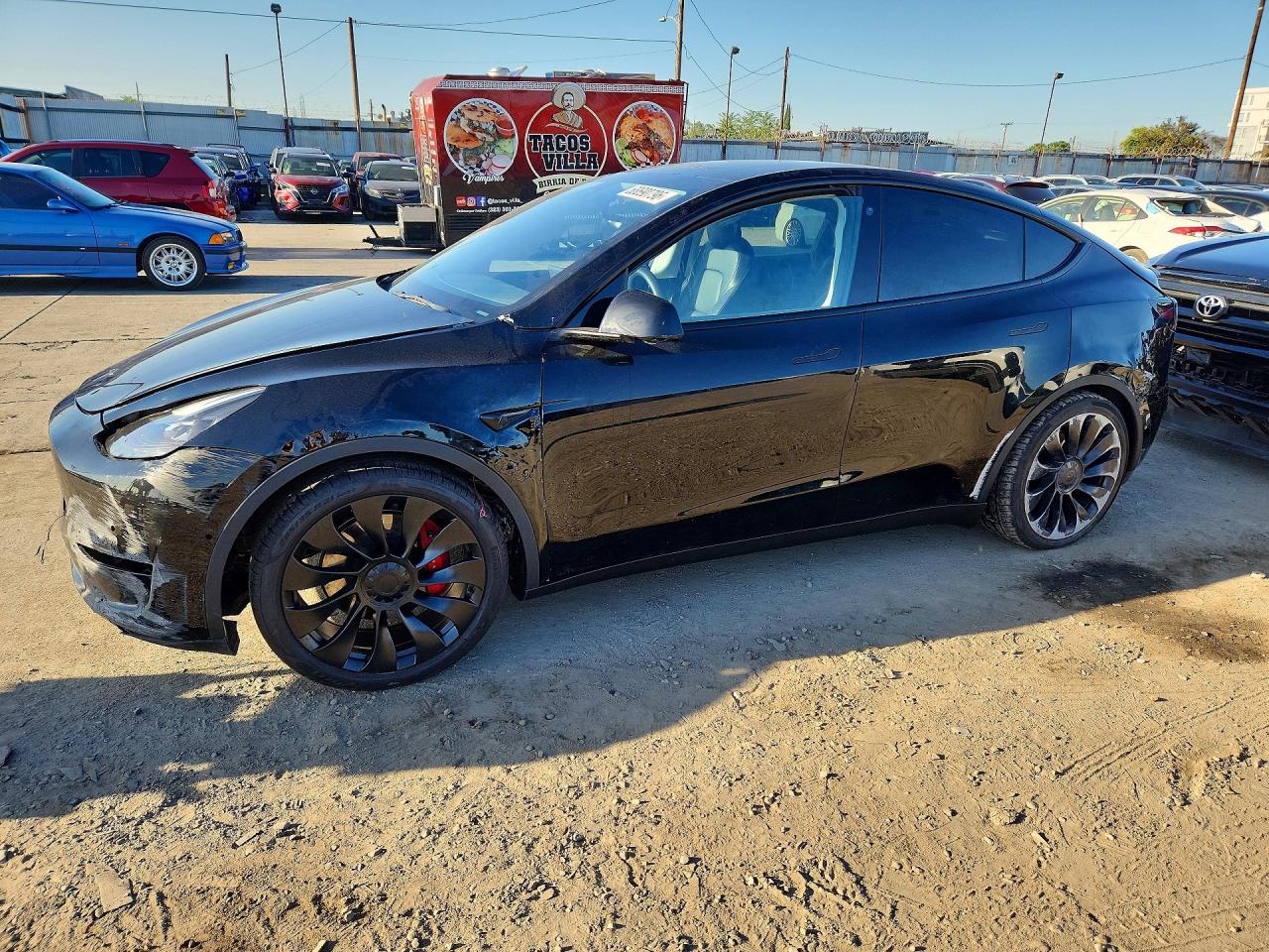 2022 Tesla Model Y VIN 7SAYGDEF4NF490568 — COPART salvage auction photo