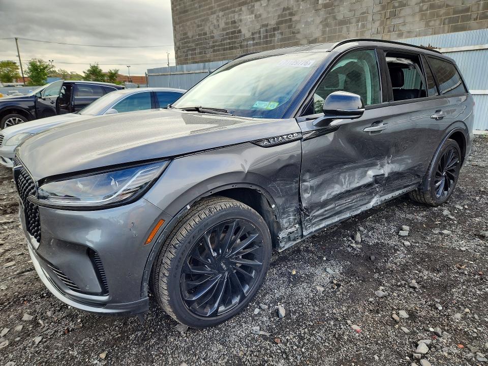 2025 Lincoln Aviator VIN 5LM5J7XC4SGL14944 — COPART salvage auction photo