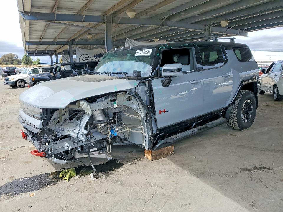 2024 Gmc VIN 1GKB0RDC5RU111378 COPART salvage auction — FRONT END, CA - SALVAGE CERTIFICATE, sold $39,750 on 2026-09-17 (photo 1)