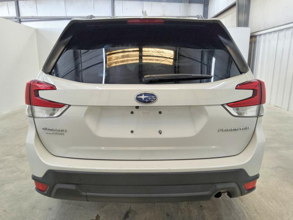 2023 Subaru Forester VIN JF2SKADCXPH443251 COPART salvage auction — MECHANICAL, TX - CERTIFICATE OF TITLE, sold $13,600 on 2026-09-15 (photo 6)