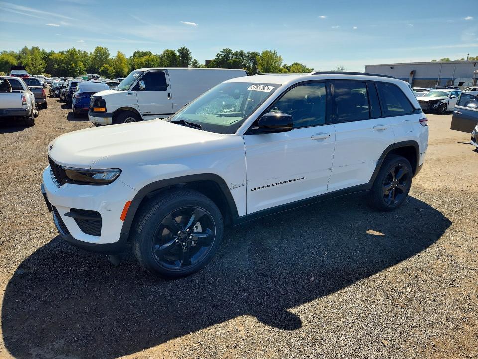 2023 Jeep Cherokee VIN 1C4RJHAG8PC505453 — COPART salvage auction photo