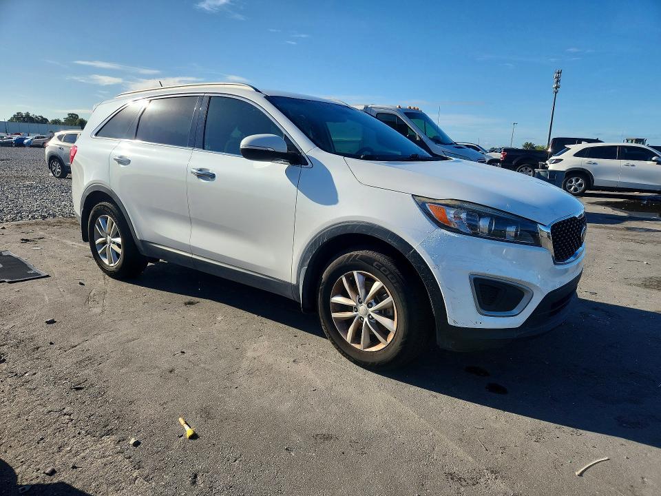 2017 Kia Sorento VIN 5XYPG4A35HG217575 COPART salvage auction — MECHANICAL, Fl - Certificate Of Title, sold $1,875 on 2026-09-08 (photo 4)