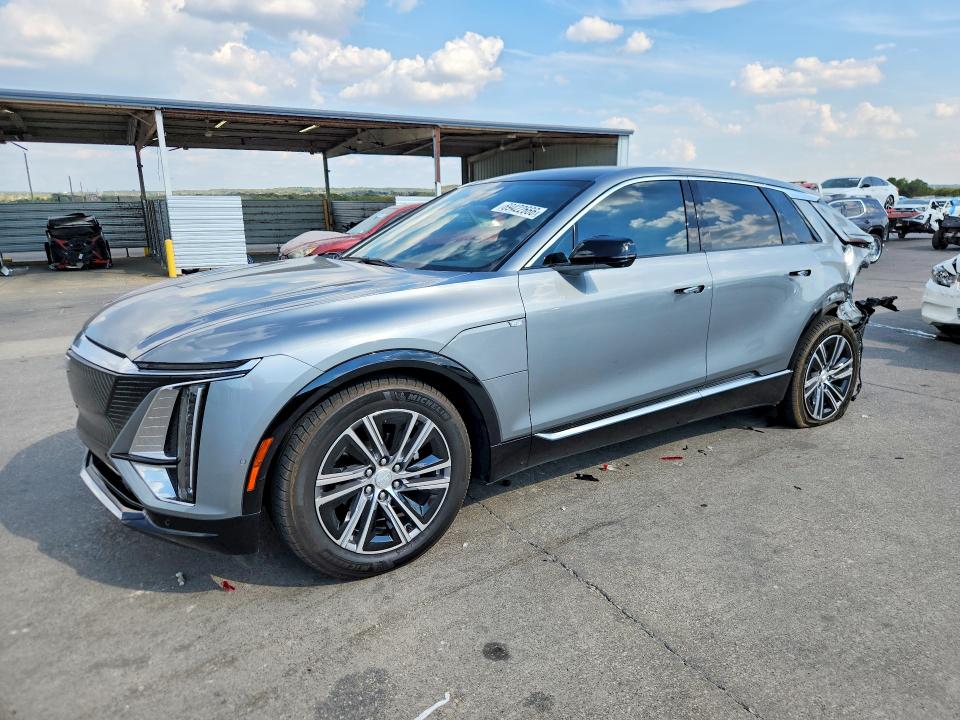 2024 Cadillac Lyriq VIN 1GYKPPRK3RZ102932 — COPART salvage auction photo
