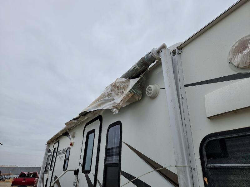 2012 Rockwood Trailers VIN 4X4TRLG25C1843700 COPART salvage auction — MINOR DENT/SCRATCHES, CA - DIS/DLR/EXP ONLY CLEAN TITLE, sold $2,300 on 2026-10-01 (photo 9)
