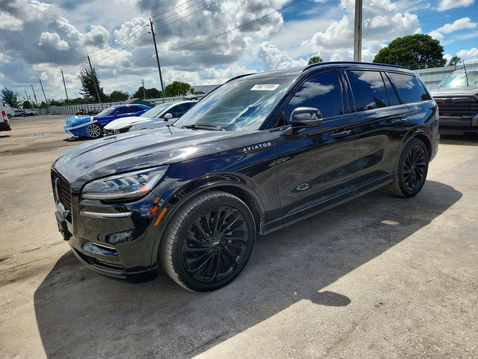 2023 Lincoln Aviator VIN 5LM5J7WC1PGL14599 — COPART salvage auction photo
