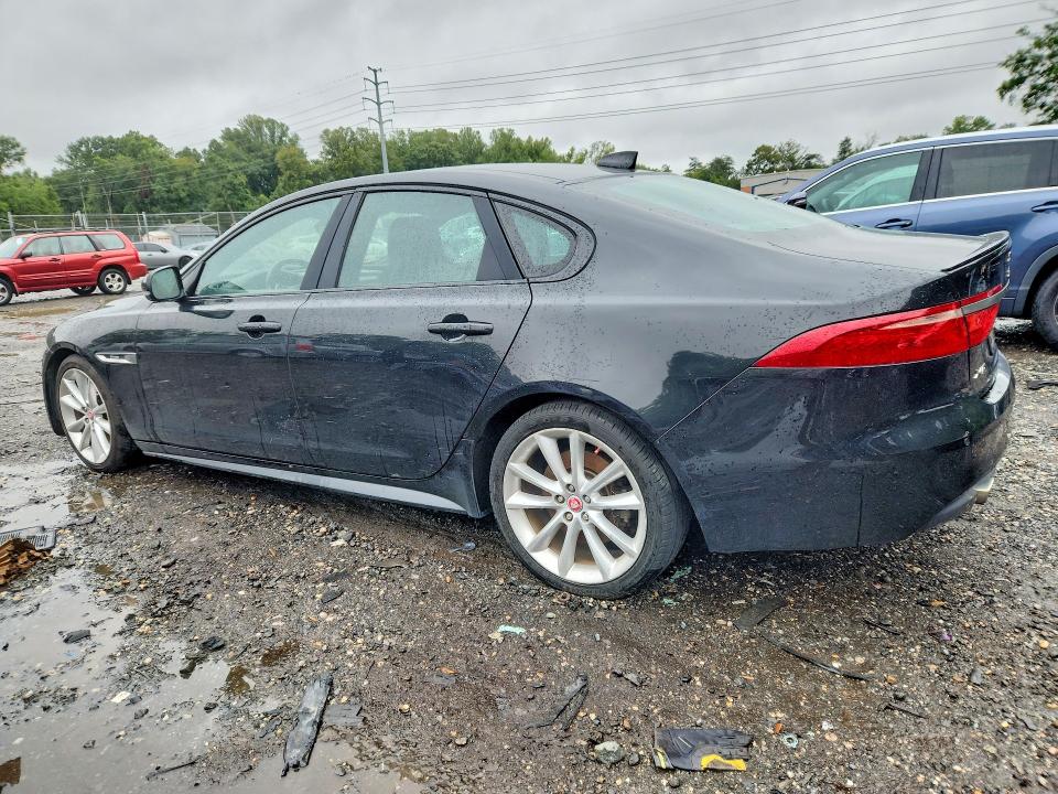 2017 Jaguar Xf VIN SAJBL4BV9HCY35106 COPART salvage auction — MINOR DENT/SCRATCHES, Salvage Title, sold $975 on 2026-10-02 (photo 2)