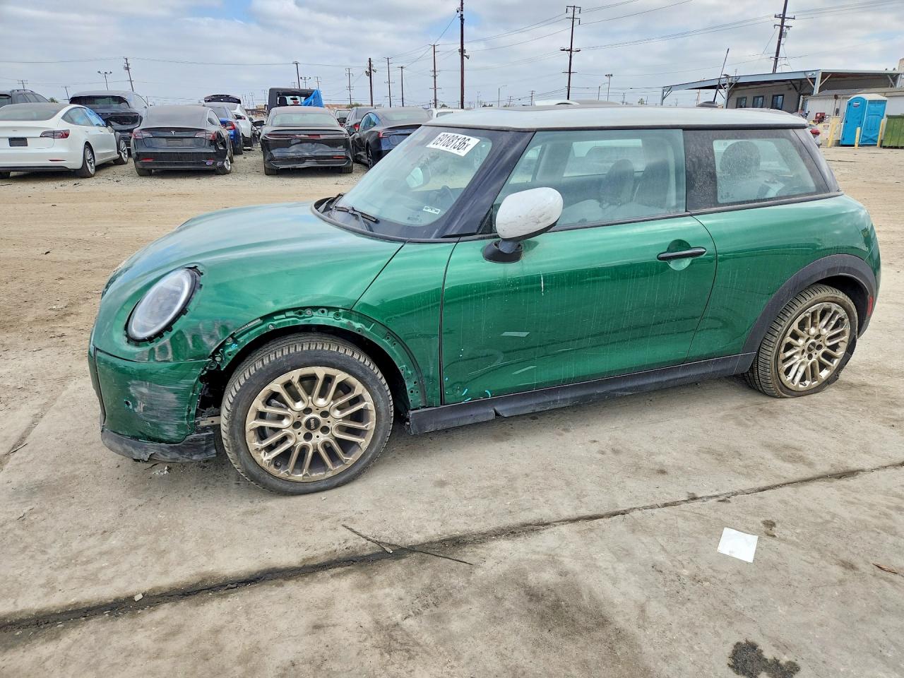 2025 Mini Cooper VIN WMW23GD02S2W33784 — COPART salvage auction photo