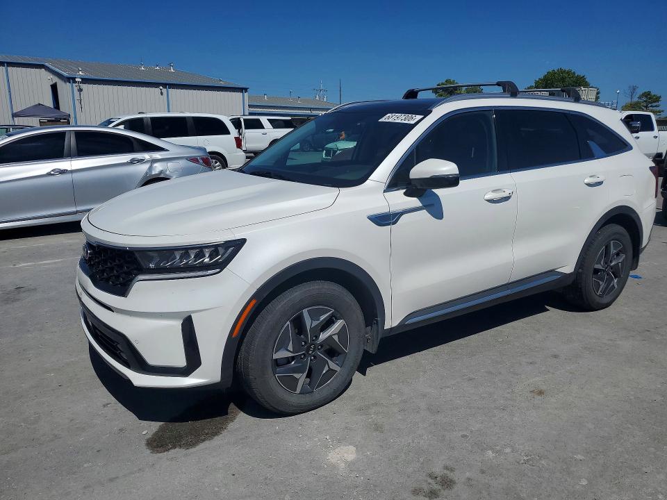 2021 Kia Sorento VIN KNDRH4LG8M5045616 — COPART salvage auction photo
