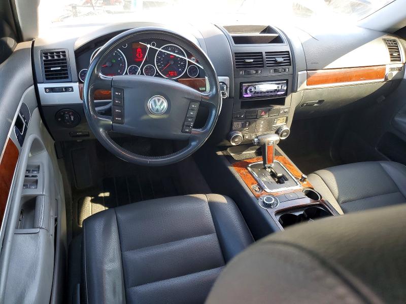 2004 Volkswagen Touareg VIN WVGBC67L64D014823 COPART salvage auction — NORMAL WEAR, Az - Certificate Of Title, sold $175 on 2026-10-02 (photo 8)