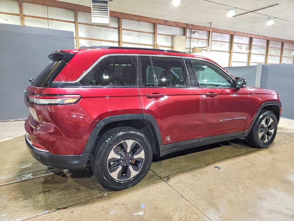 2024 Jeep Cherokee VIN 1C4RJYB6XR8521259 COPART salvage auction — FRONT END, Oh - Certificate Of Title (P), sold $14,000 on 2026-09-16 (photo 3)
