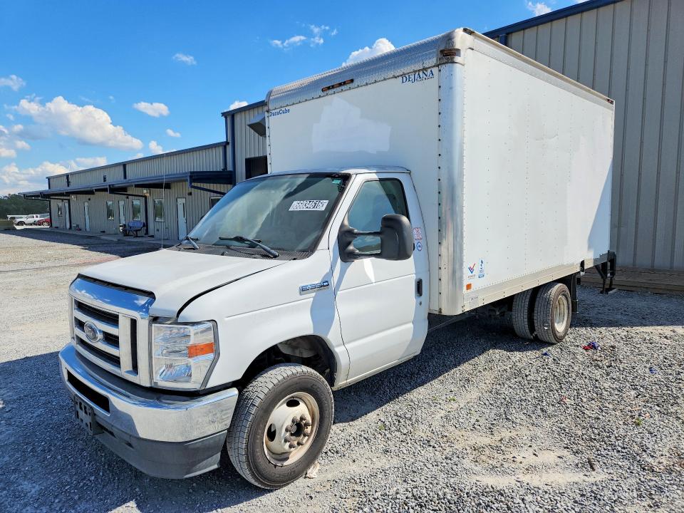 2021 Ford E-350 VIN 1FDWE3FN4MDC35169 — COPART salvage auction photo