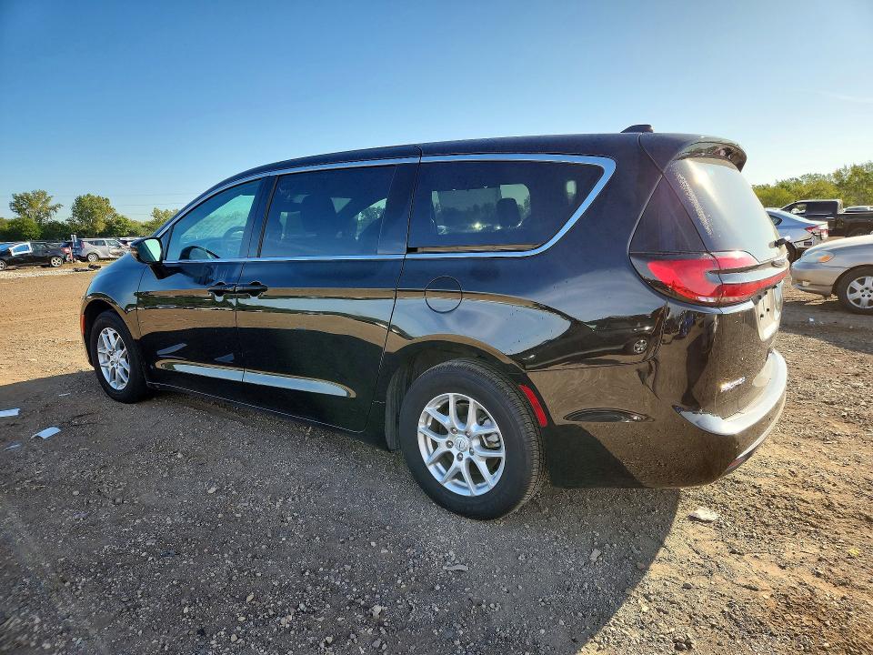 2026 Chrysler Pacifica VIN 2C4RC1BG1TR212513 COPART salvage auction — MINOR DENT/SCRATCHES, Il - Salvage Certificate (P), sold $9,100 on 2026-09-16 (photo 2)