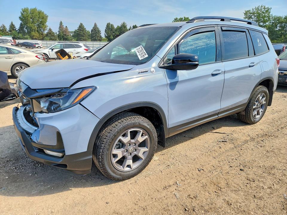 2022 Honda Passport VIN 5FNYF8H60NB022260 — COPART salvage auction photo
